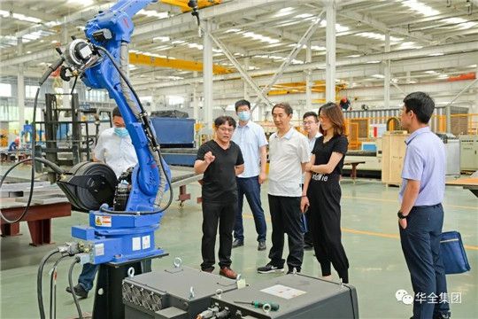 华全动力引进了世界四大机器人品牌之一的日本安川工业焊接机器人